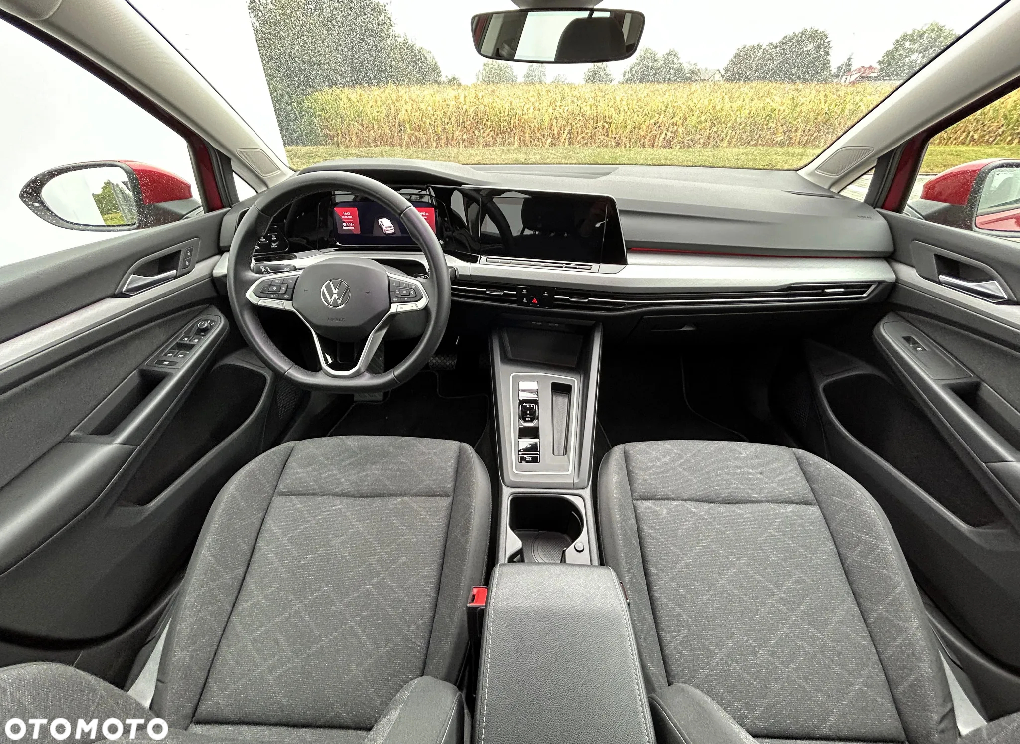Volkswagen Golf - 10