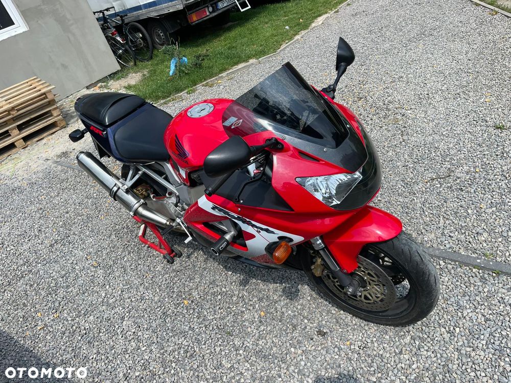 Honda CBR - 5
