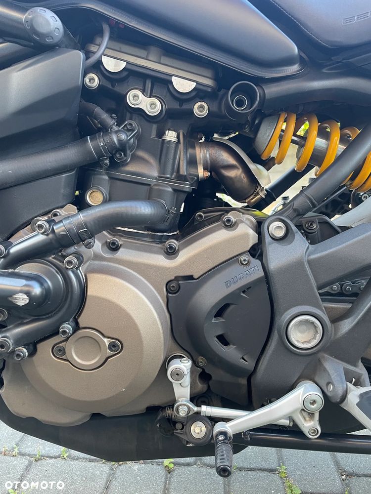 Ducati Monster - 6