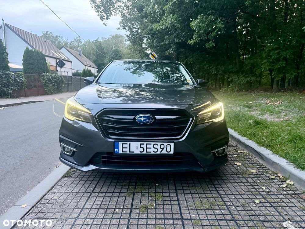 Subaru Legacy - 1