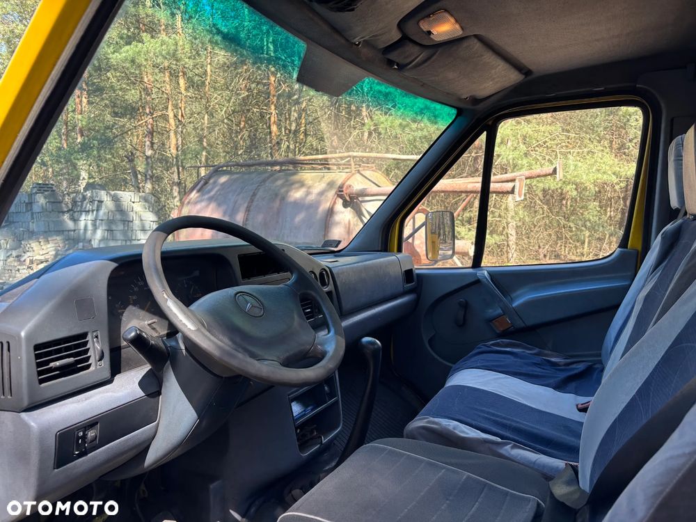 Mercedes-Benz Sprinter 410D - 12