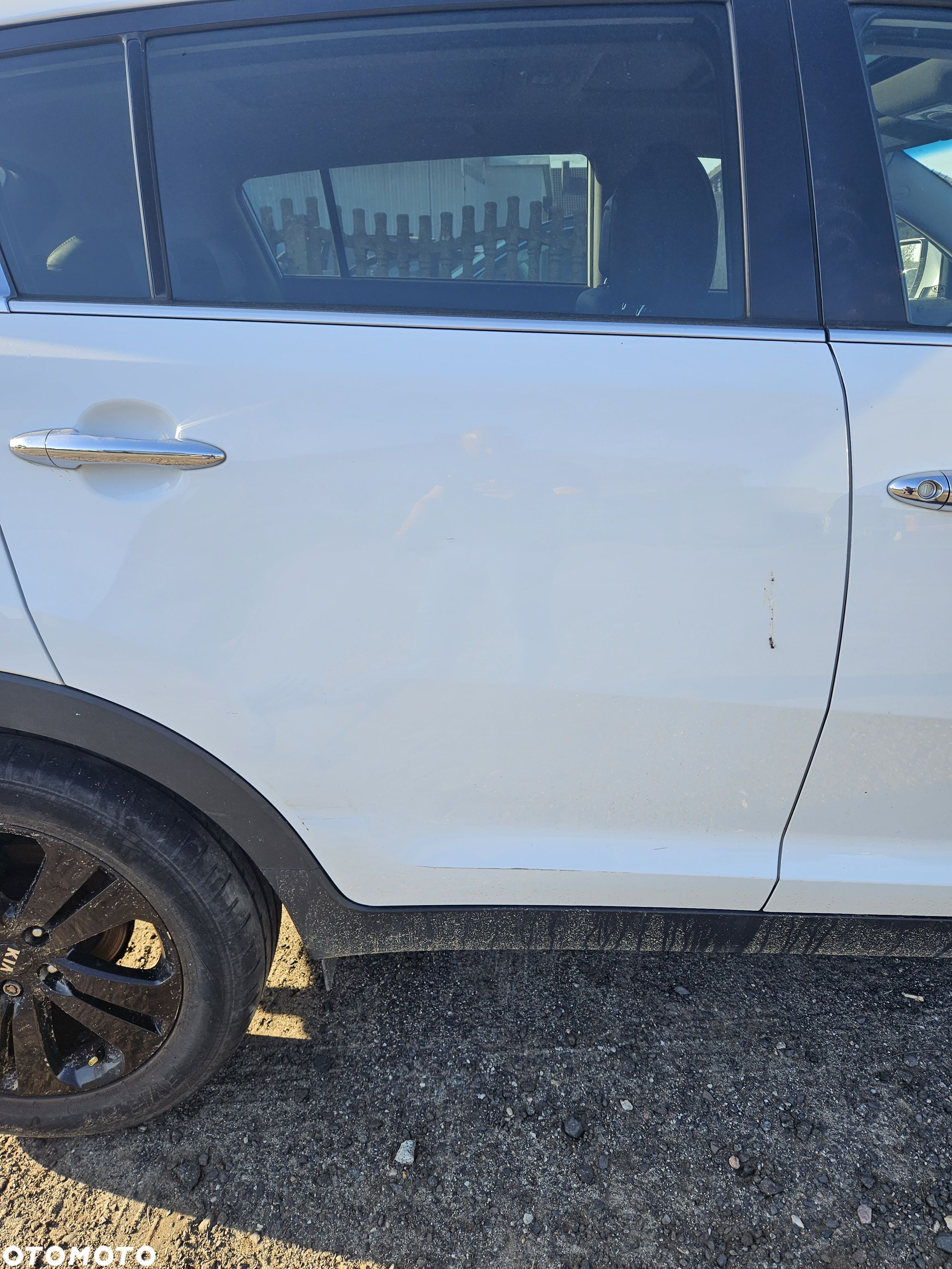 Drzwi tylne prawe Kia Sportage III WD - 1