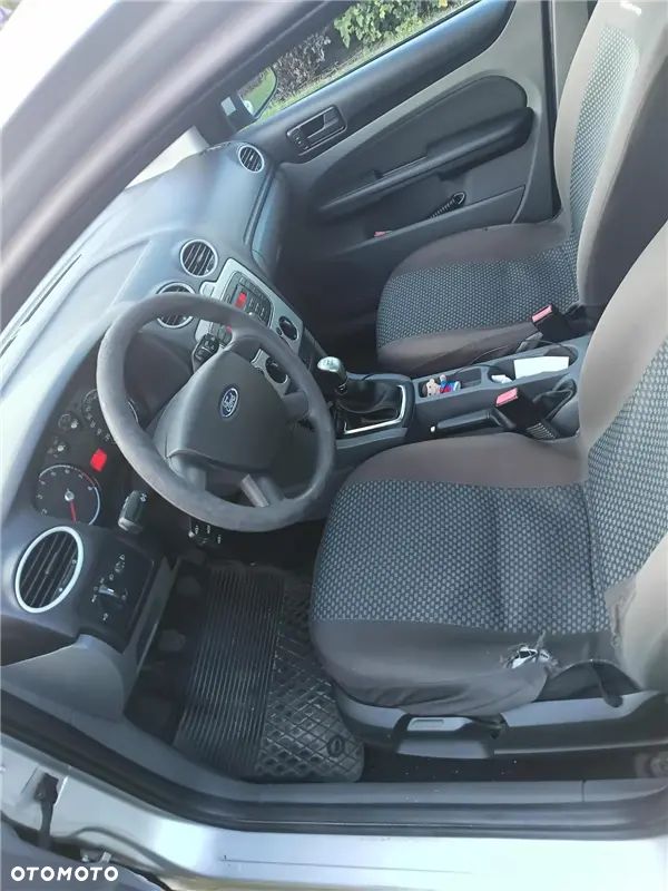 Ford Focus 1.6 Amber X - 4