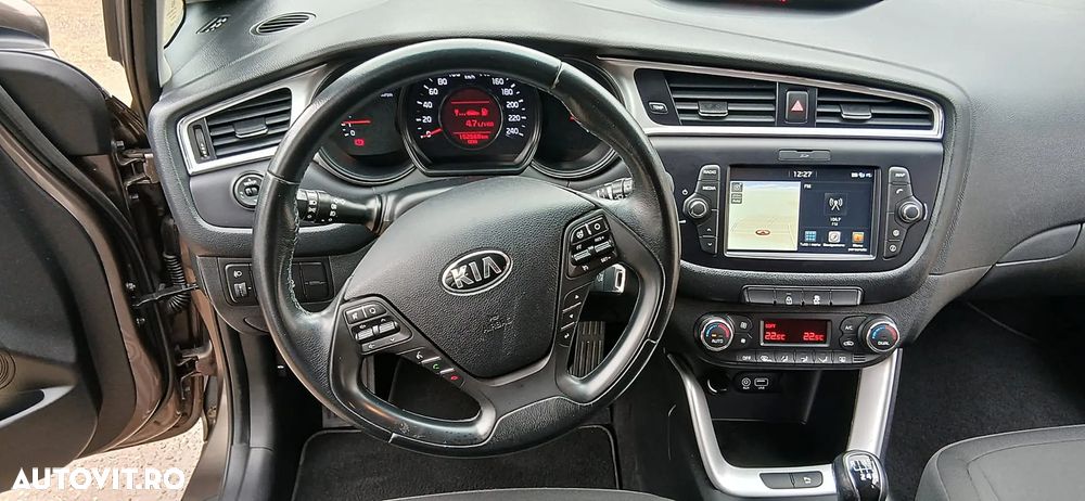 Kia Ceed - 5