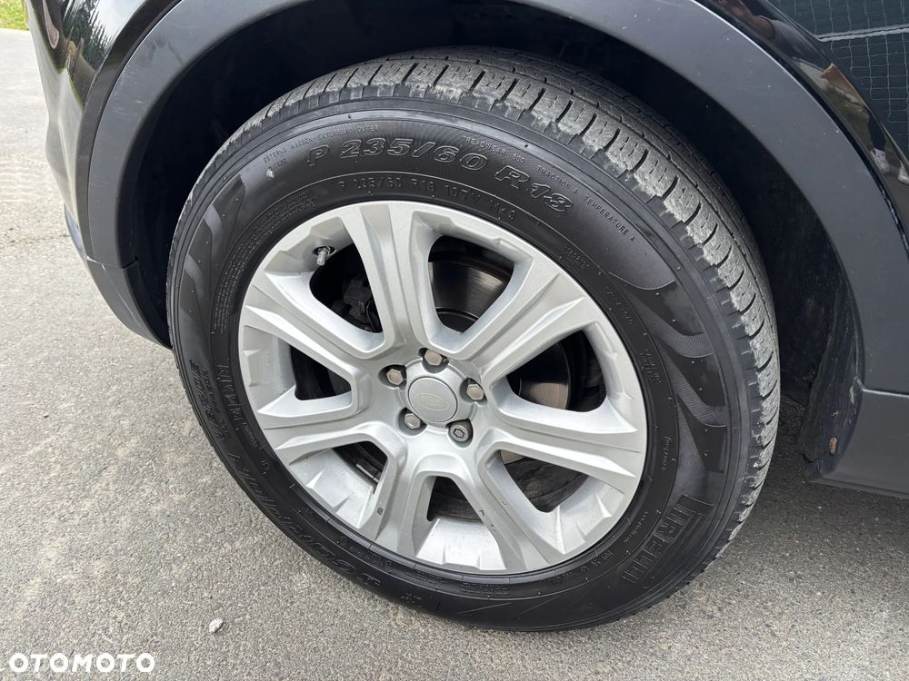 Land Rover Range Rover Evoque - 25