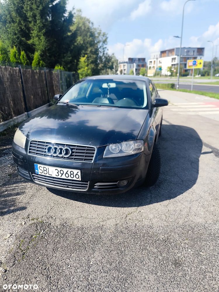 Audi A3 3-drzwiowe 1.6 FSI Ambiente - 6