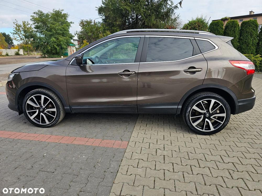 Nissan Qashqai 1.2 DIG-T TEKNA+ - 4