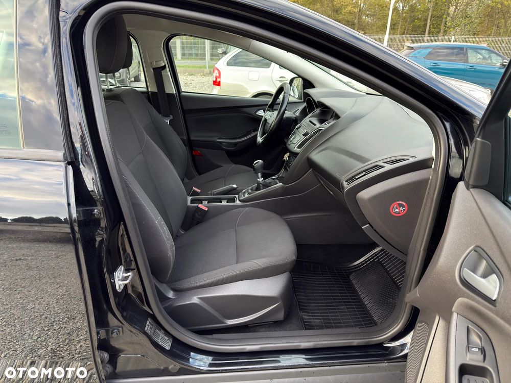 Ford Focus SW 1.5 TDCi Trend - 19