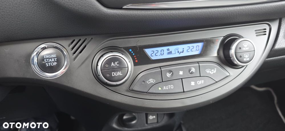 Toyota Yaris 1.5 20th Anniversary - 18