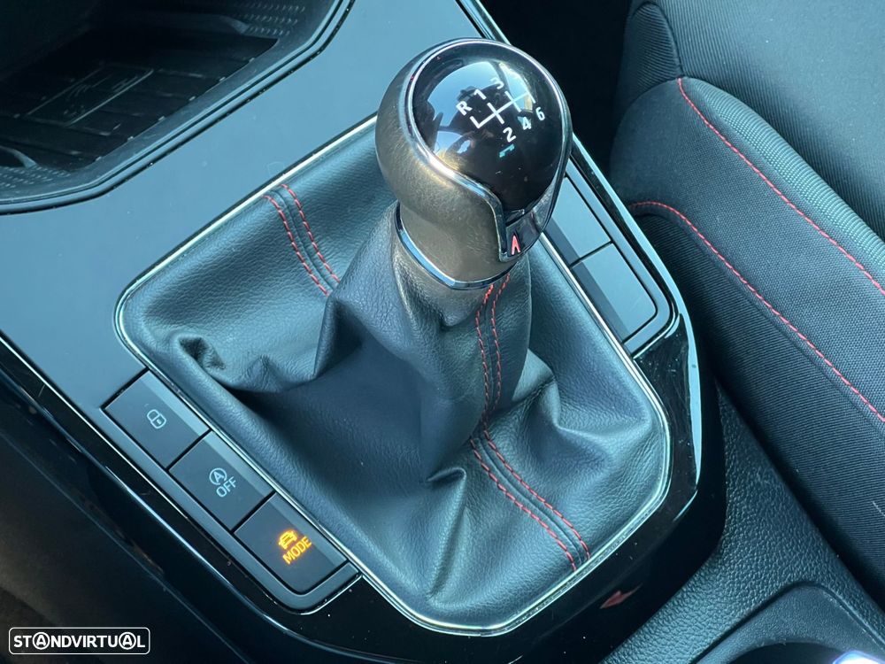 SEAT Arona 1.0 TSI FR - 23