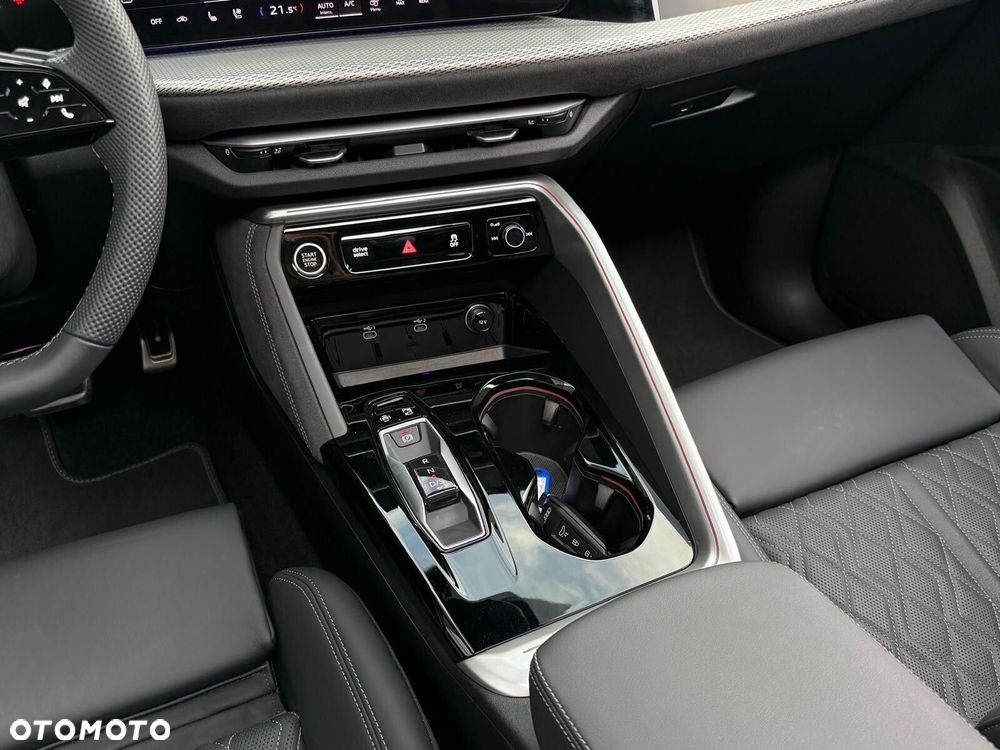 Audi Q5 Sportback - 29