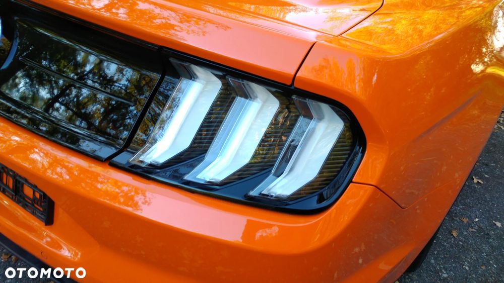 Ford Mustang - 11