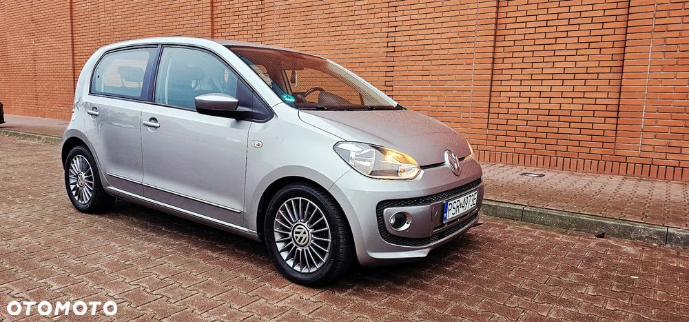 Volkswagen up! club - 16