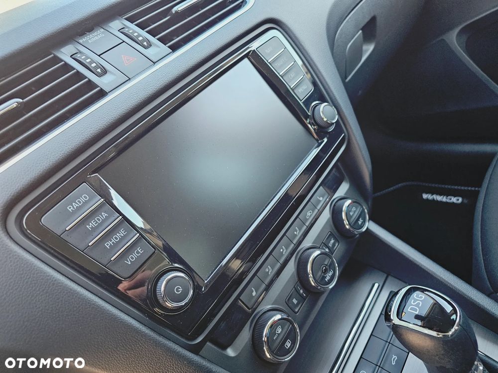 Skoda Octavia Combi 1.6 TDI (Green tec) DSG Joy - 12