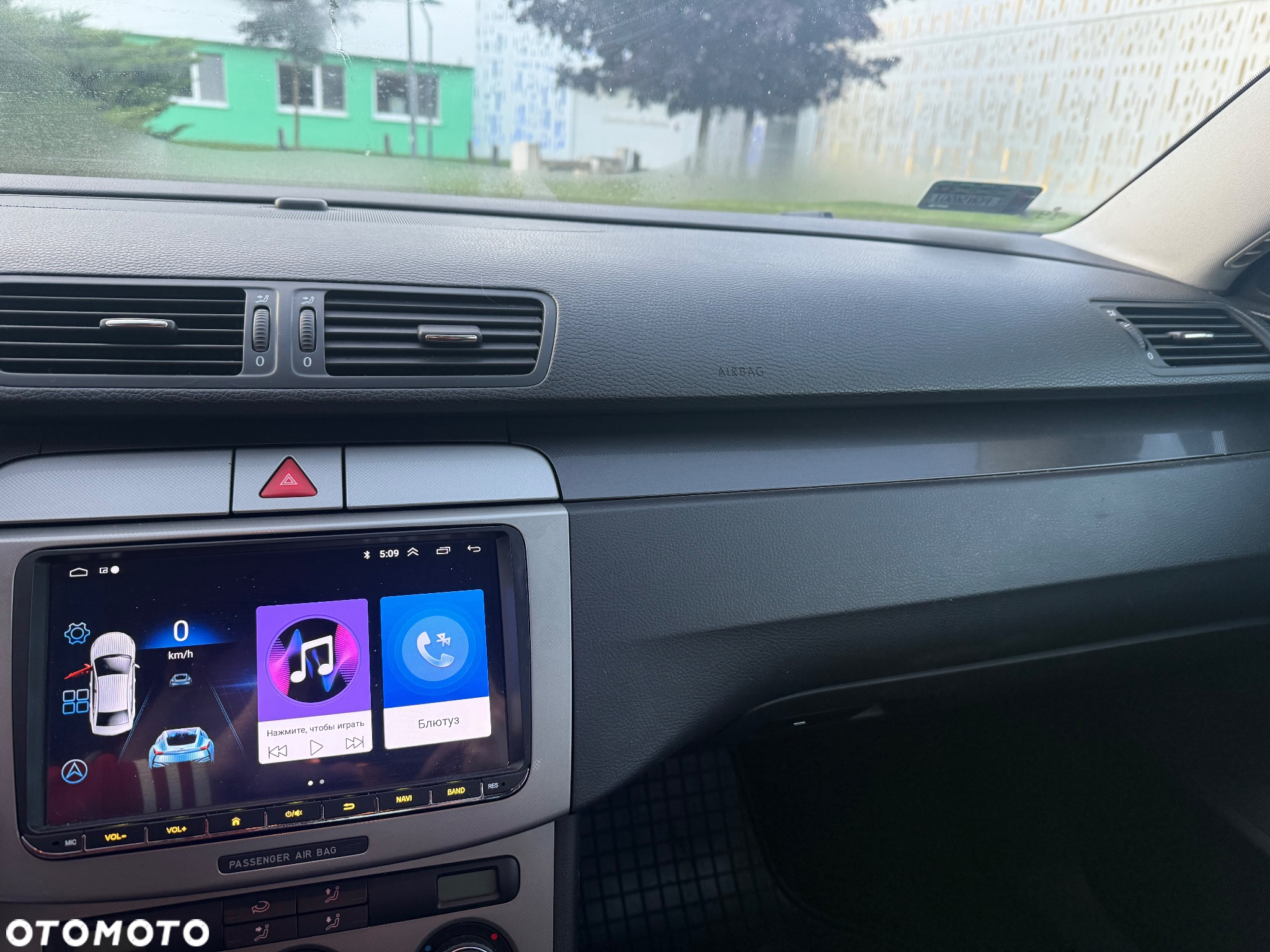Volkswagen Passat - 27