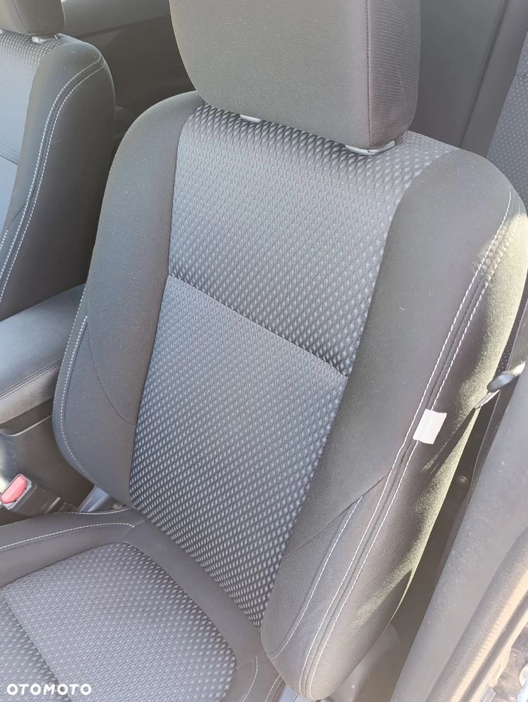 Mitsubishi Outlander 2.4 4WD CVT Instyle - 17
