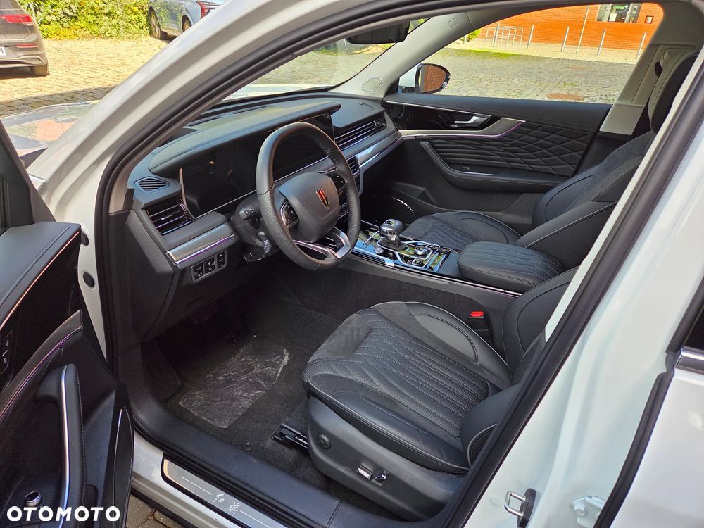 Hongqi HS5 2.0T AWD - 14