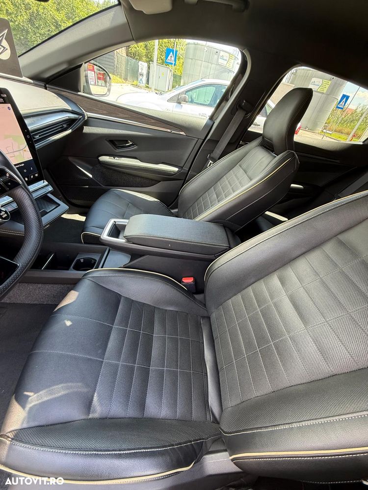 Renault Megane E-TECH 60 kWh 220 CP Iconic - 5