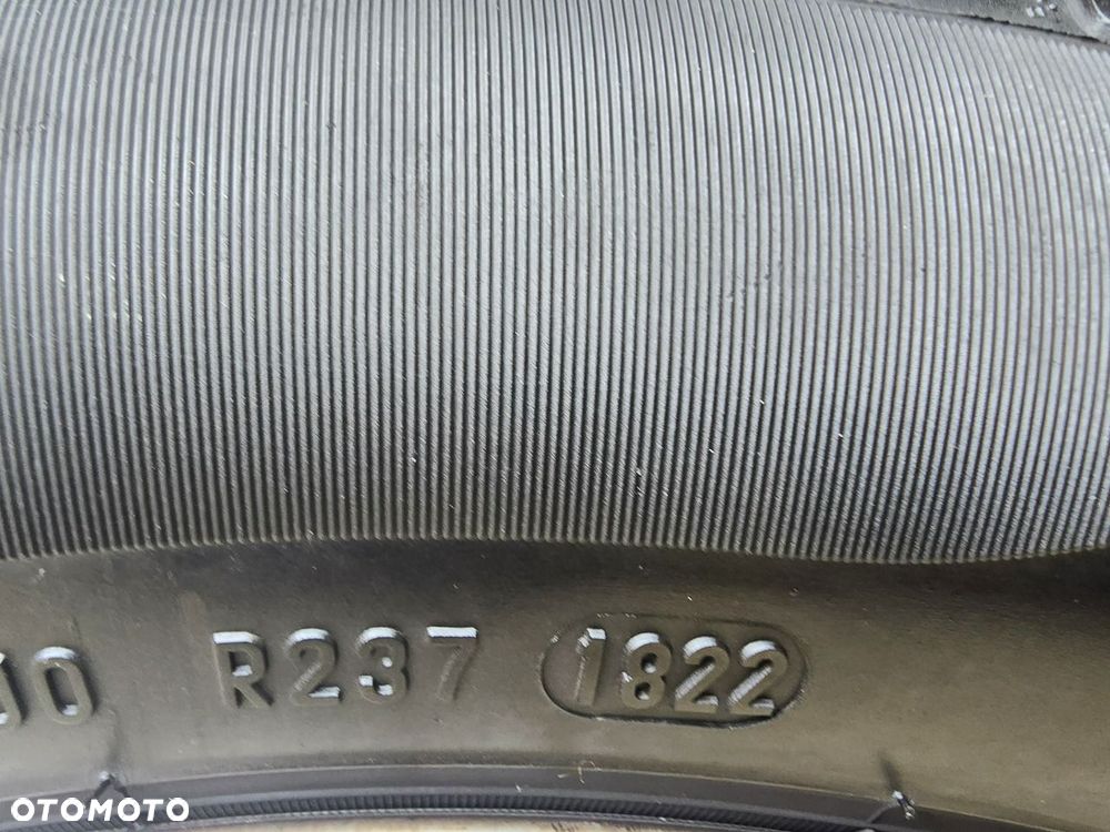 Volkswagen Passat - 27