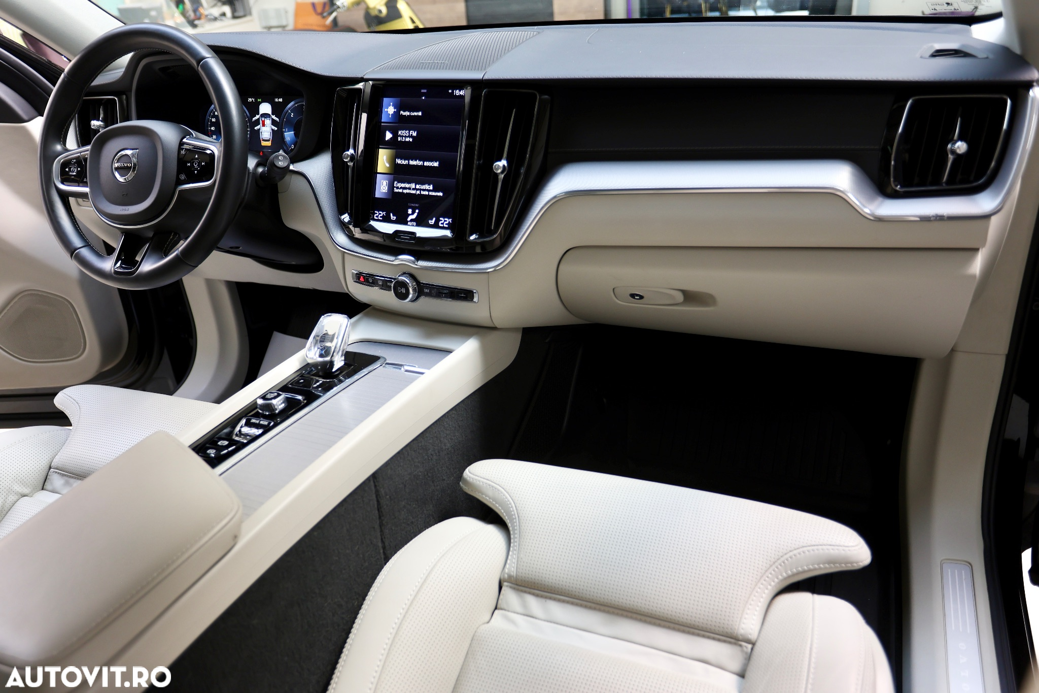 Volvo XC 60 B5 MHEV AT8 AWD Inscription - 16