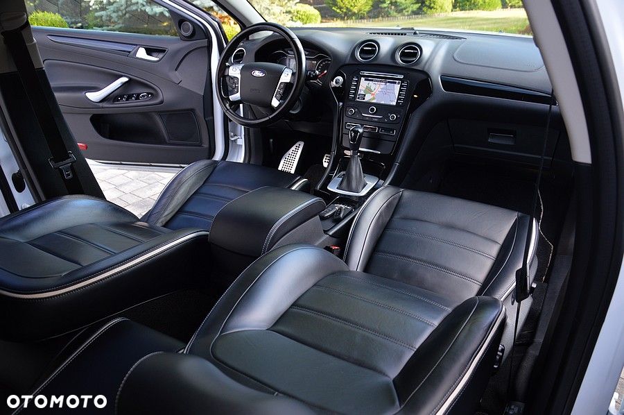 Ford Mondeo 2.0 TDCi Business Edition - 27