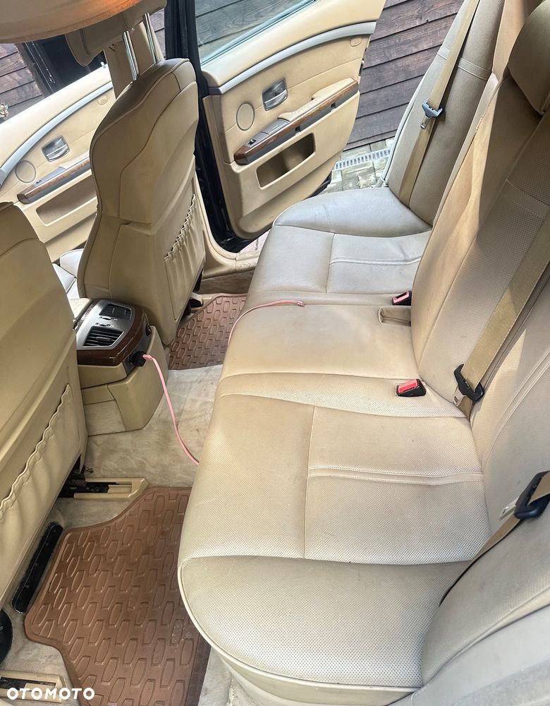 BMW Seria 7 730d - 12