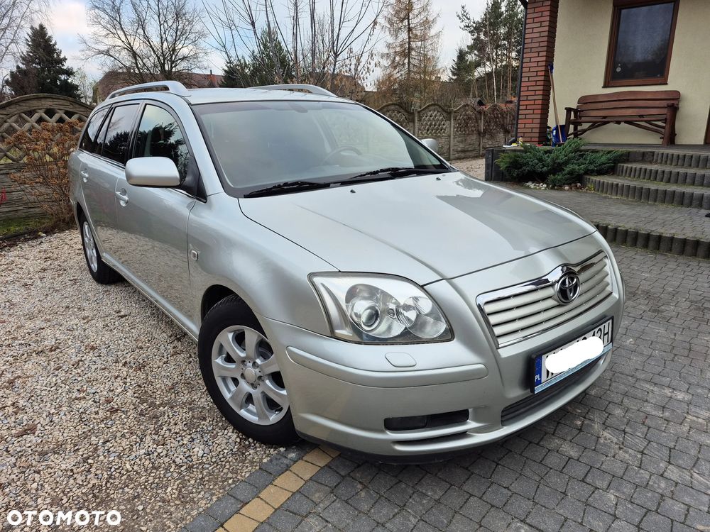 Toyota Avensis 1.8 VVT-i - 4