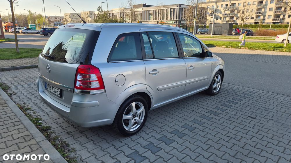 Opel Zafira 1.7 CDTI Enjoy - 4