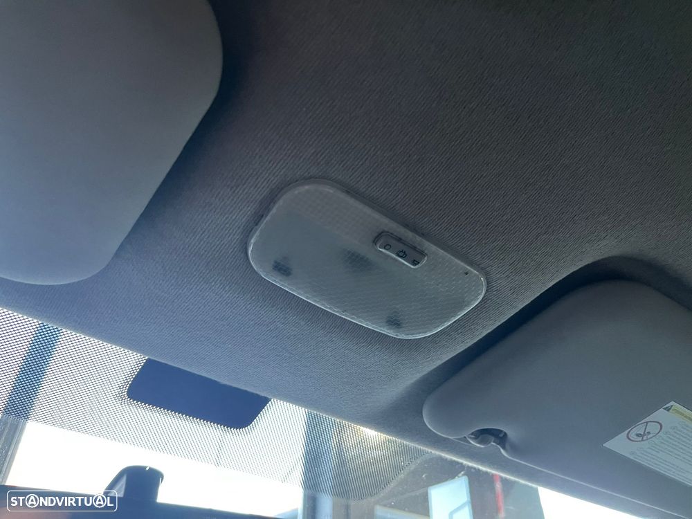 Peugeot 207 1.4 16V Open - 22