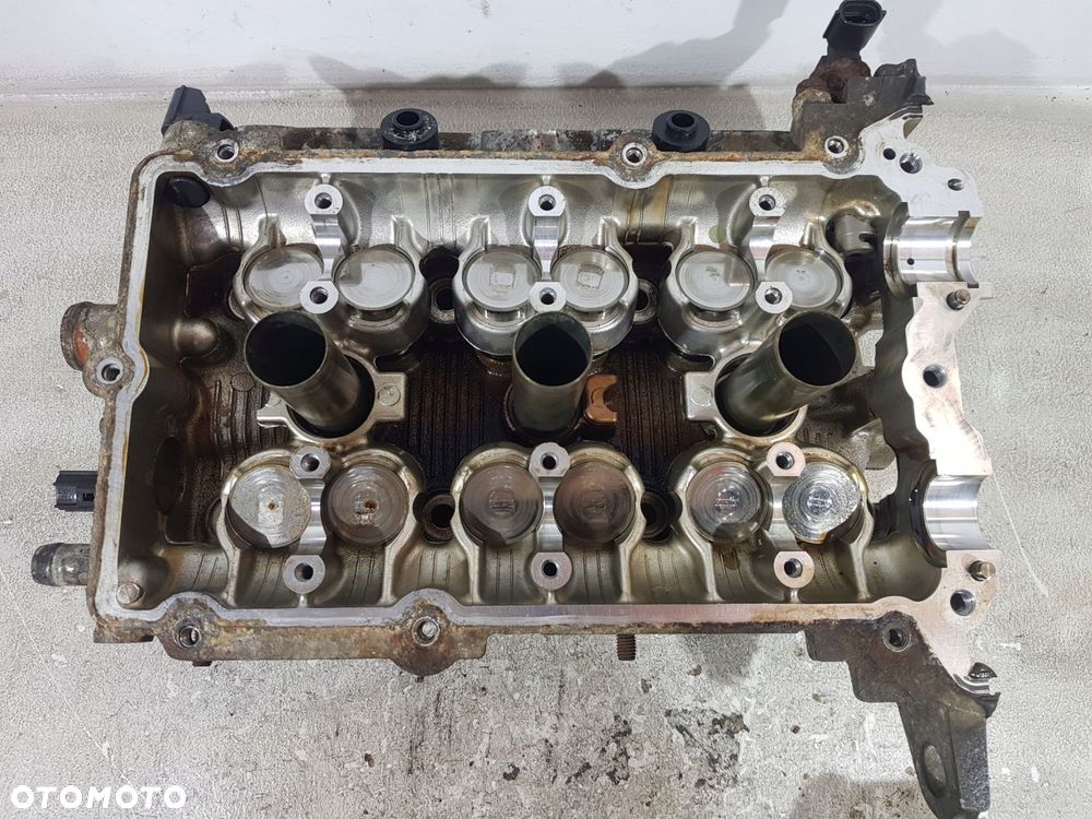 głowica silnika mitsubishi space star ii 1.0b 3a90 - 10