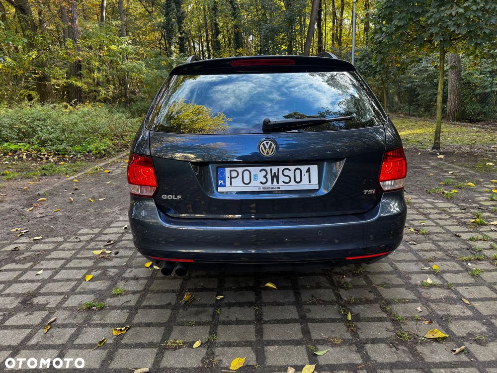Volkswagen Golf Variant - 11