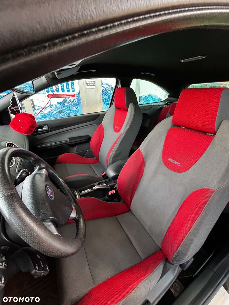Ford Focus - 10