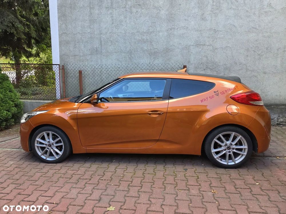 Hyundai Veloster 1.6 GDI Comfort - 9