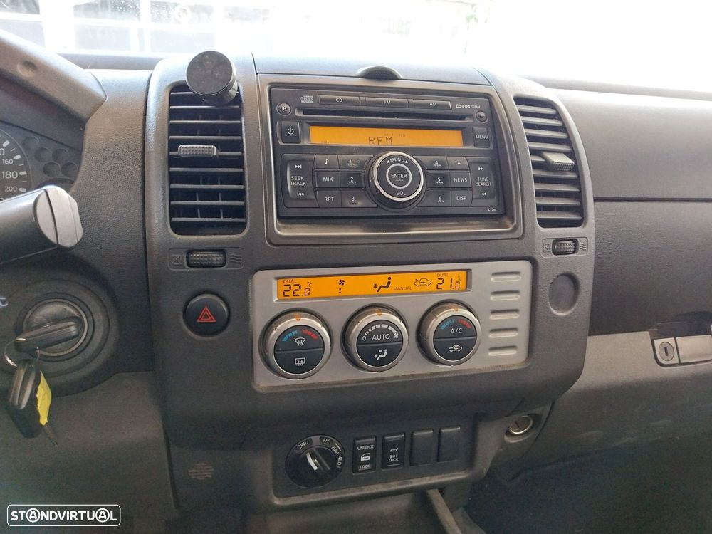 Nissan Navara 2.5 dCi KC SE - 7