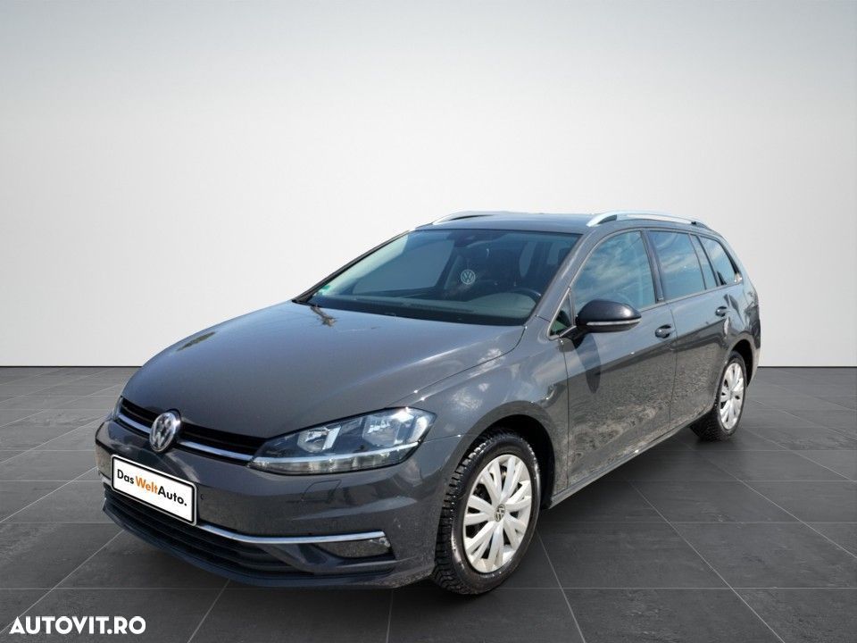 Volkswagen Golf - 2