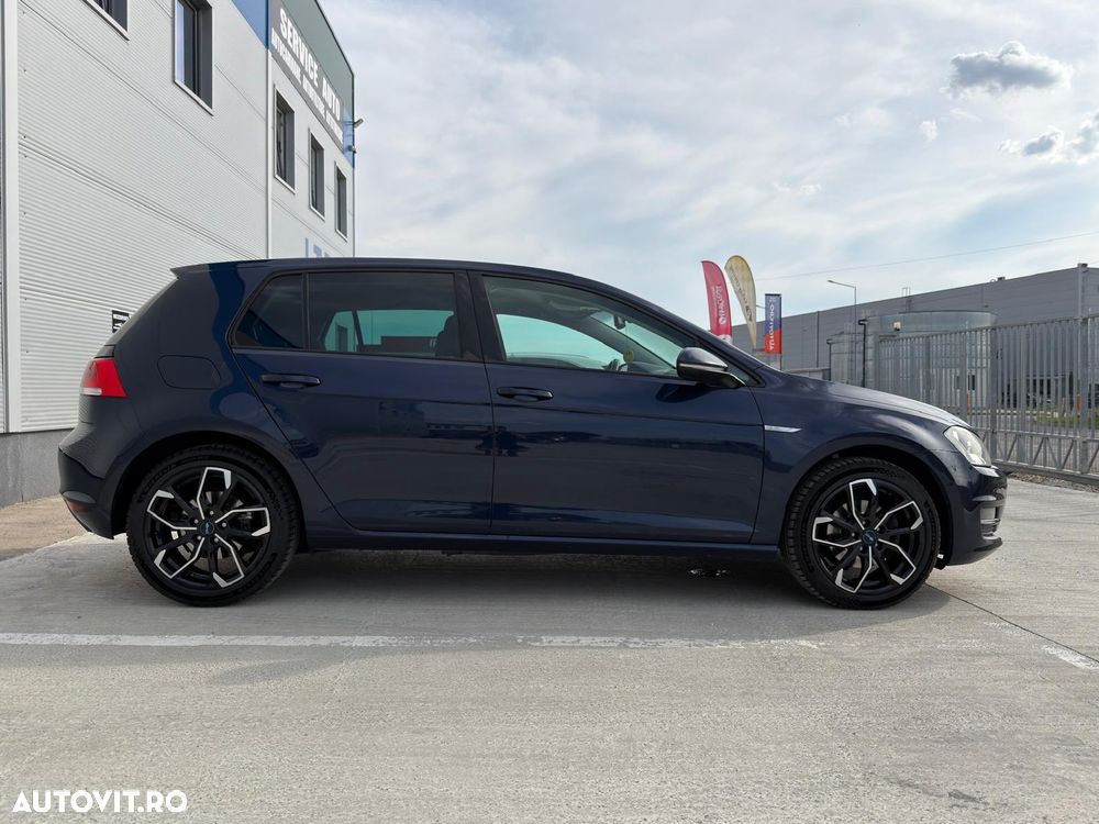 Volkswagen Golf 2.0 BlueTDI Cup - 28