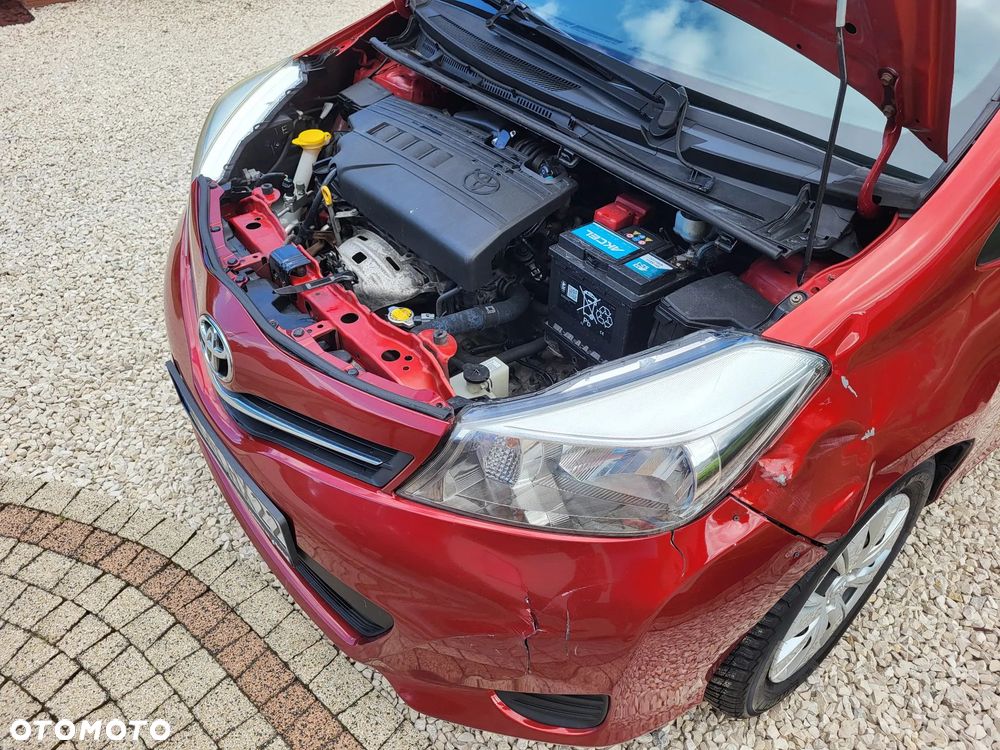 Toyota Yaris 1.33 Premium - 13
