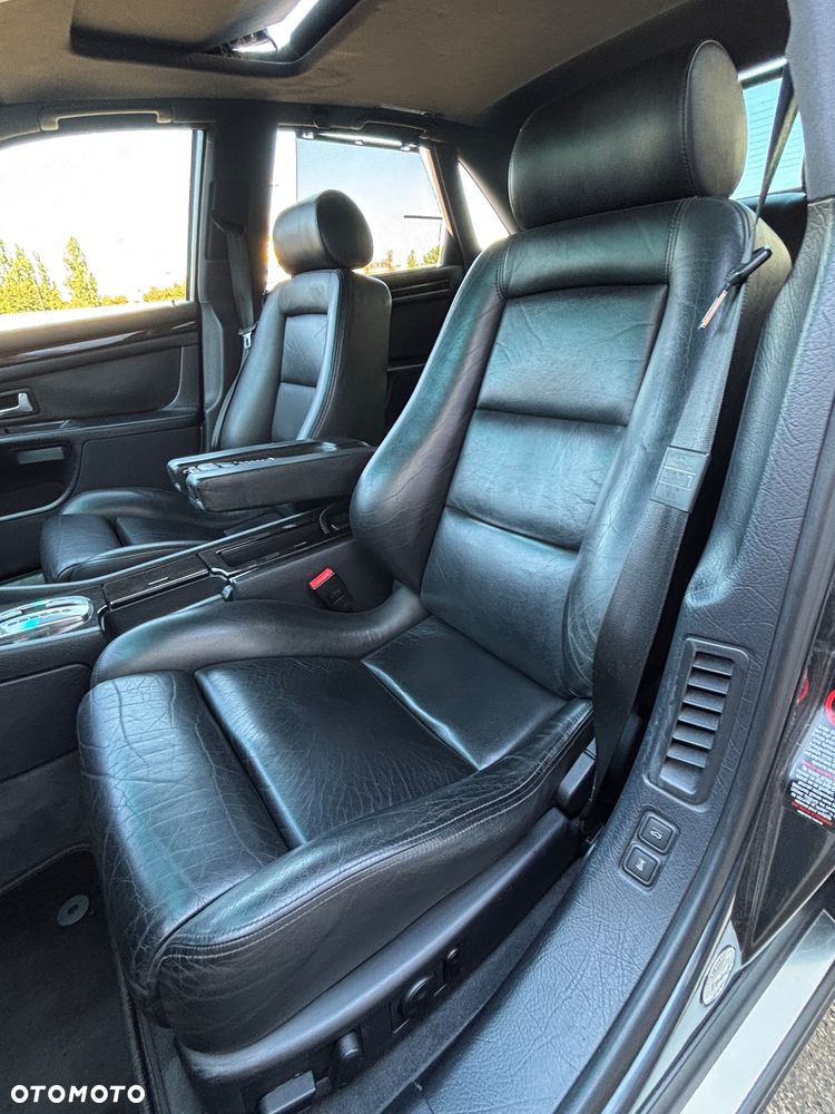 Audi S8 - 20