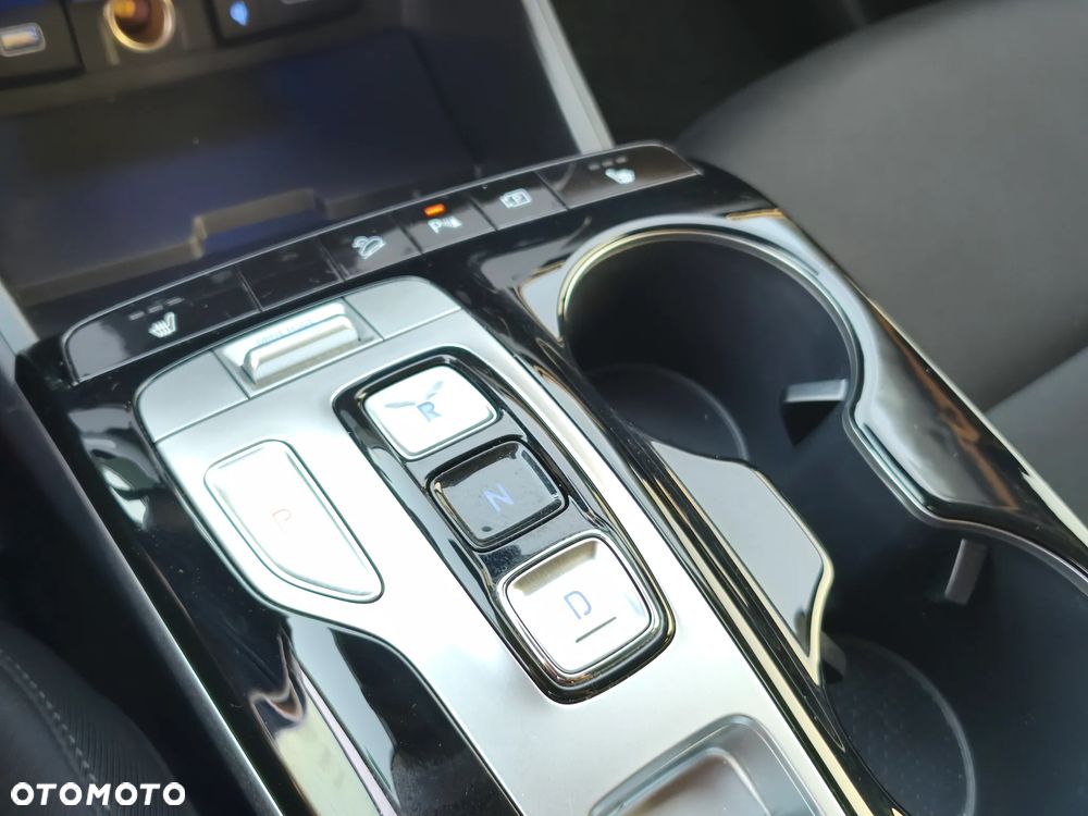 Hyundai Tucson - 8