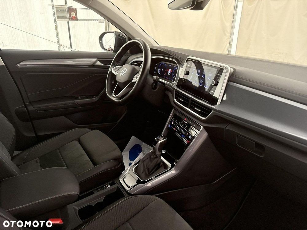 Volkswagen T-Roc - 22