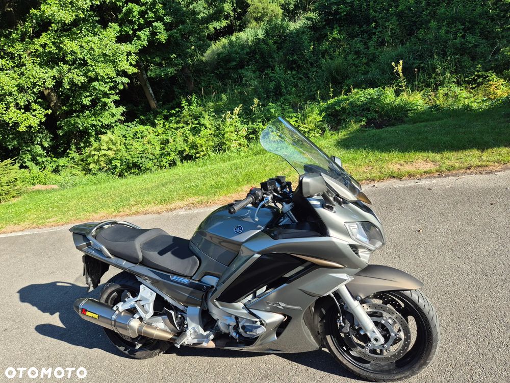 Yamaha FJR - 1