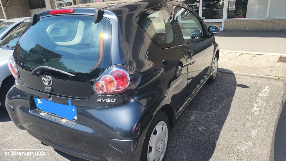 Toyota Aygo Standard - 4
