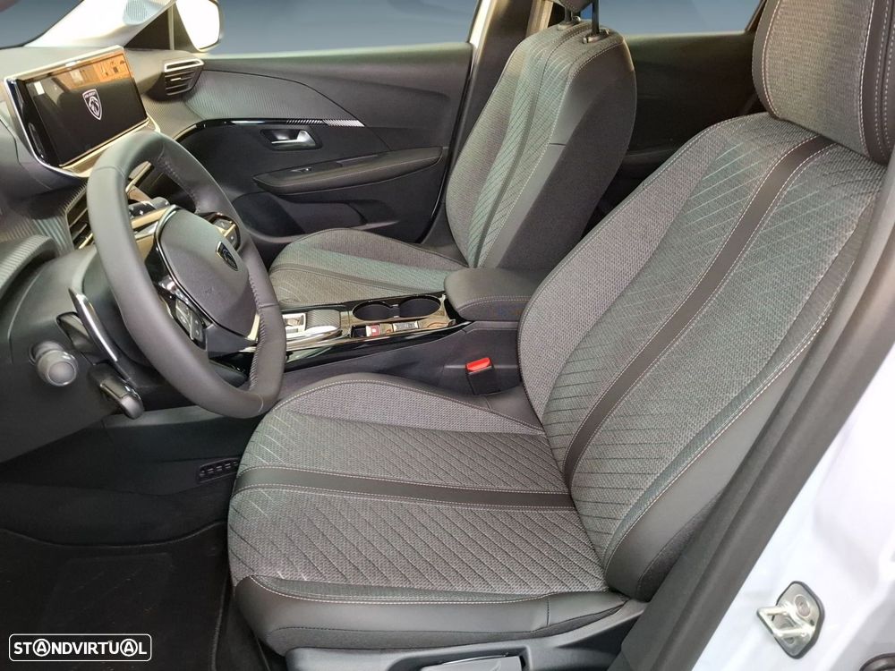 Peugeot 208 1.2 Hybrid Allure e-DCS6 — fotografia 11