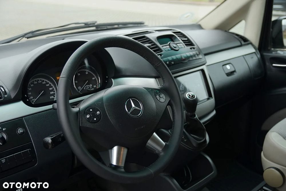 Mercedes-Benz Viano 3.0 CDI Ambiente (d³ugi) - 17