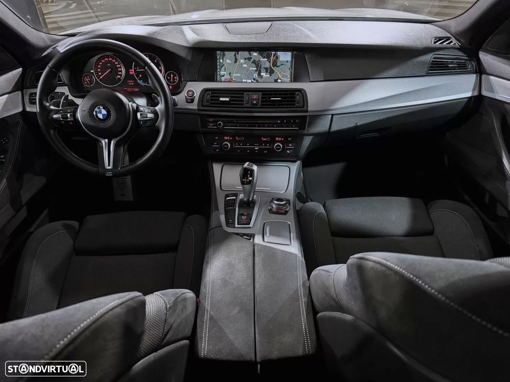 BMW 520 d Pack M Auto - 8