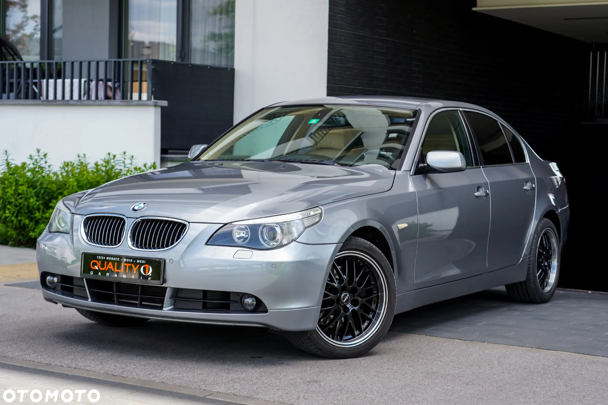 BMW Seria 5 525xi - 6
