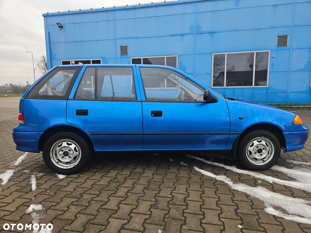 Suzuki Swift 1.0 GLX - 4