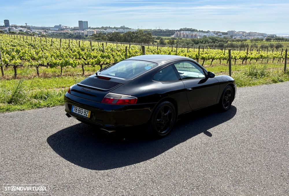 Porsche 911 (996) Carrera - 5