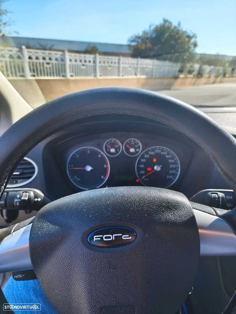 Ford Focus SW 1.6 TDCi Sport - 20