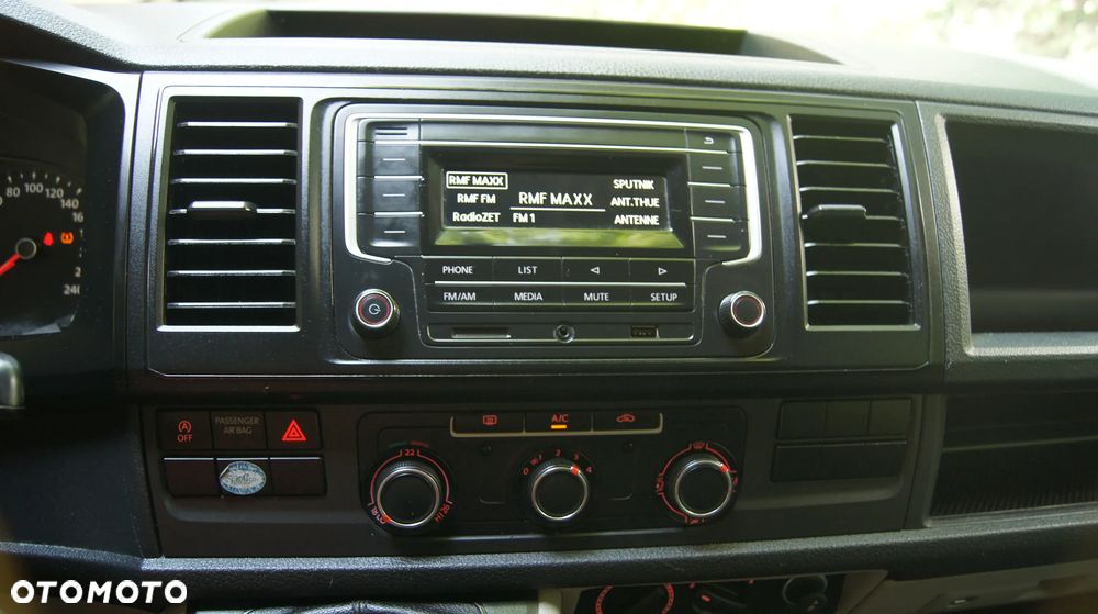 Volkswagen Transporter - 21